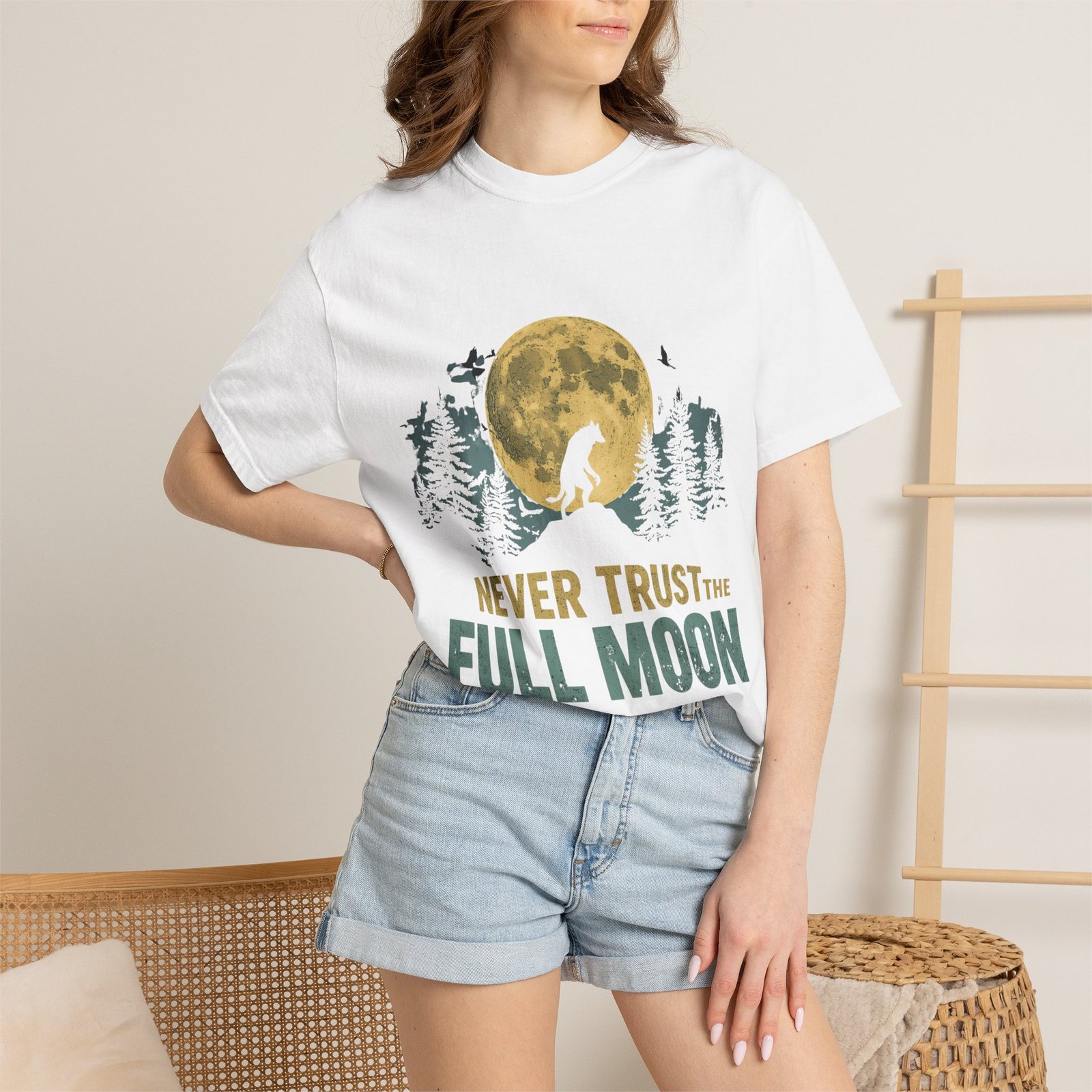 Never Trust The Full Moon Werewolf Graphic T-Shirt | Vintage Horror Moon Tee - Image 4