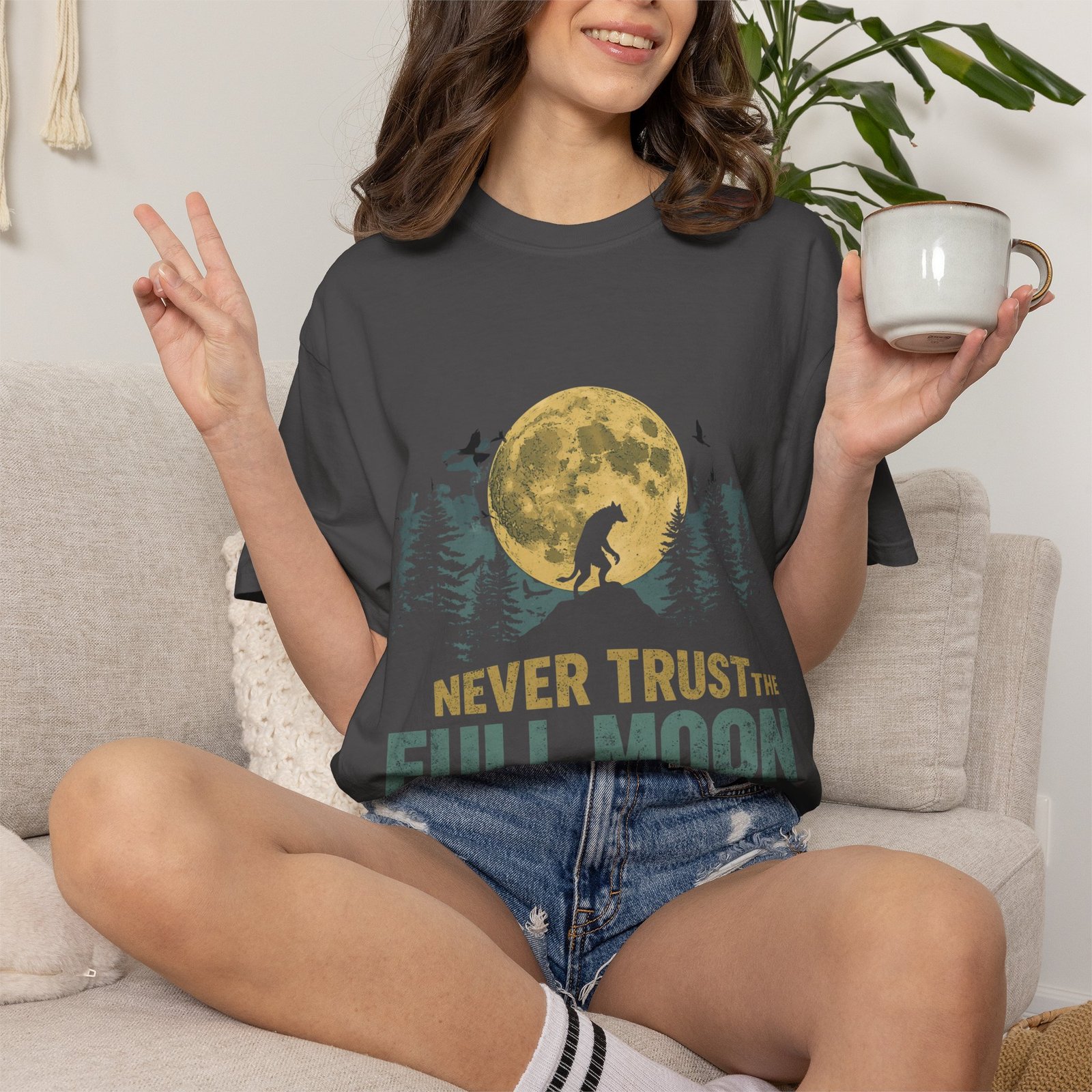 Never Trust The Full Moon Werewolf Graphic T-Shirt | Vintage Horror Moon Tee - Image 38